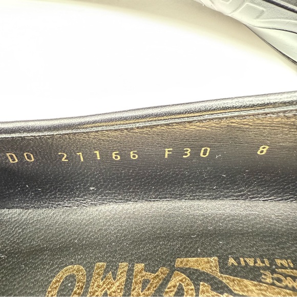 VTG Salvatore Ferragamo Black Leather Embossed Sorbet Nero PebbleSlip On Loafers - Picture 5 of 17